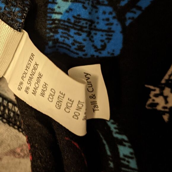 Lularoe Tall & Curvy leggings - Picture 3 of 3